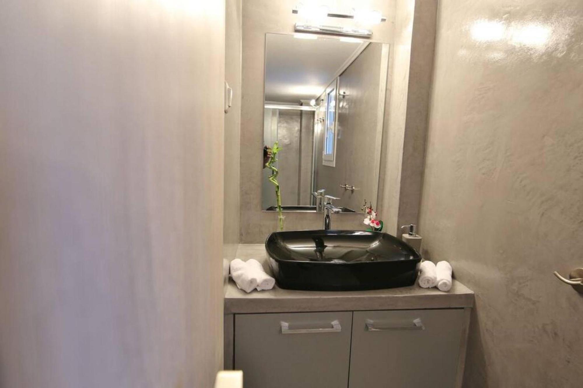 דירות אתונה Penthouse Lux Flat With 2 Bd Next To Larissis מראה חיצוני תמונה