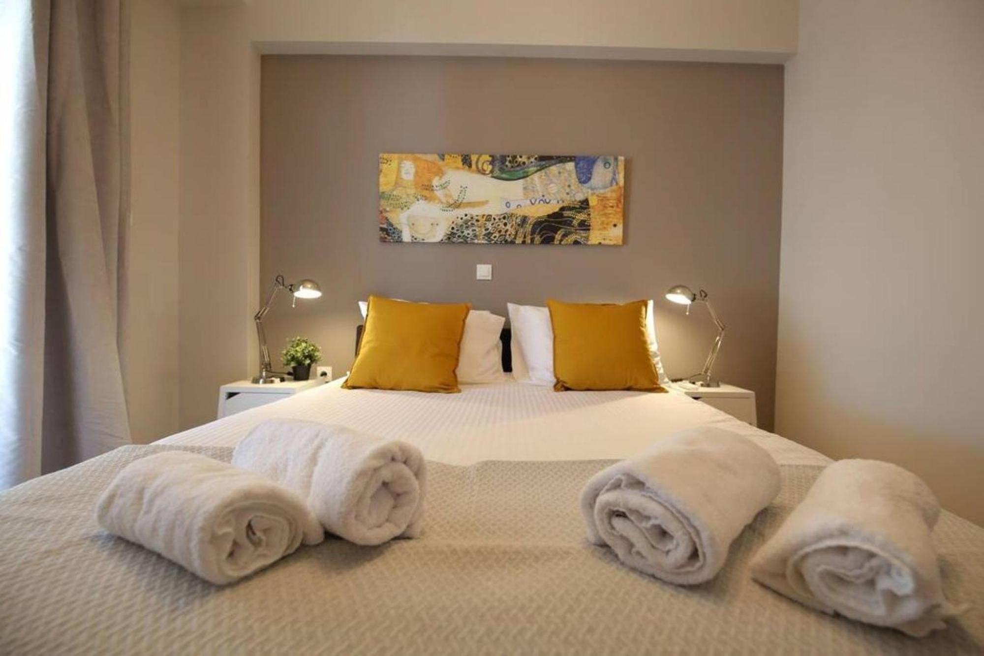 דירות אתונה Penthouse Lux Flat With 2 Bd Next To Larissis מראה חיצוני תמונה