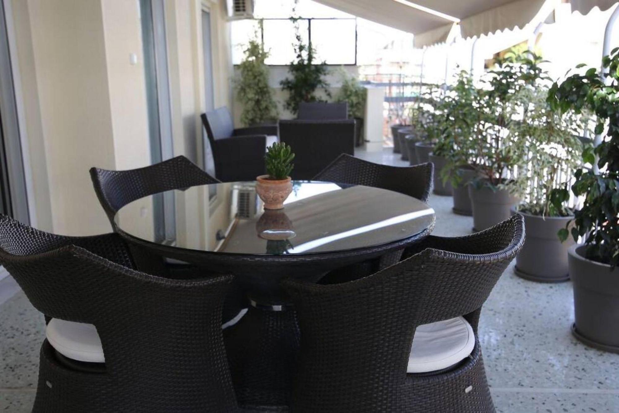 דירות אתונה Penthouse Lux Flat With 2 Bd Next To Larissis מראה חיצוני תמונה